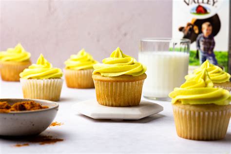 how to color frosting using natural ingredients