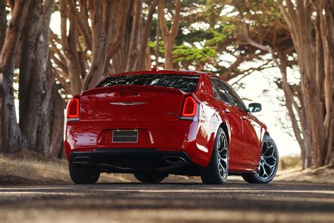2016 Chrysler 300 Review Trims Specs Price New Interior Features