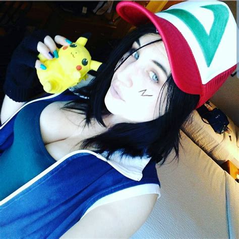 Ash Ketchum In 2020 Gender Swap Ash Ketchum Cosplay