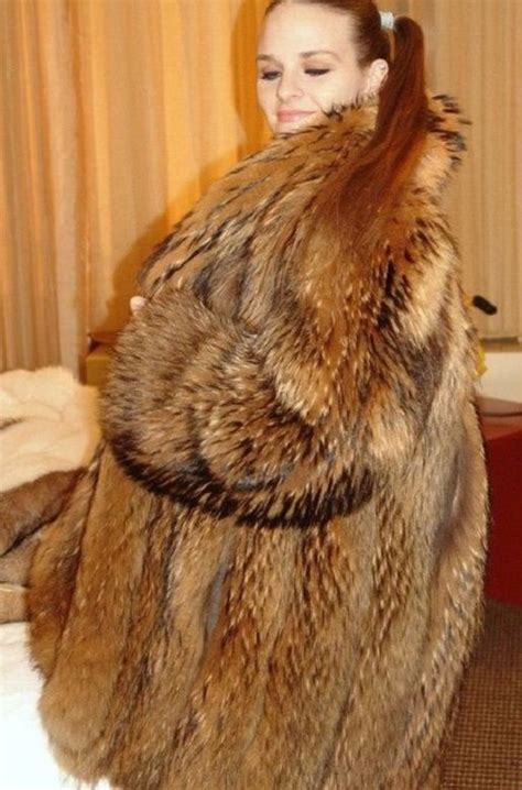 pin by furluvva furever on furs 13 in 2020 fur fur fashion fox fur