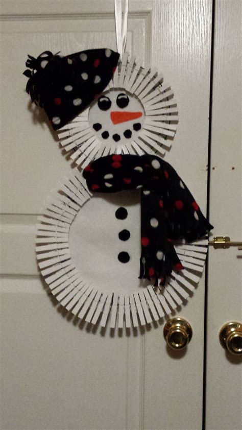 clothespin wreath snowman christmas clothespins xmas crafts clothes