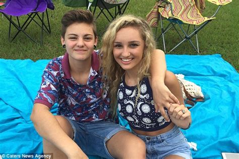 florida lesbian teens become first same sex couple to become prom king and queen daily mail online