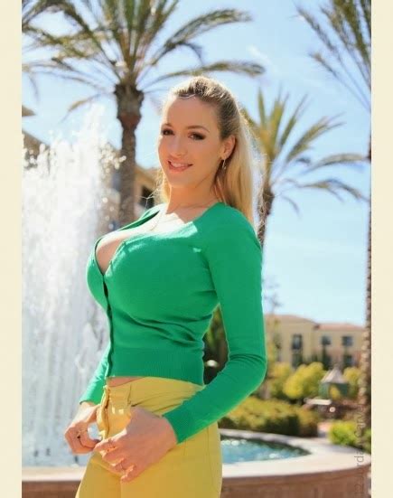 jordan carver hot gorgeous boobs popping out cleavage show in green tops big boobs jordan carver
