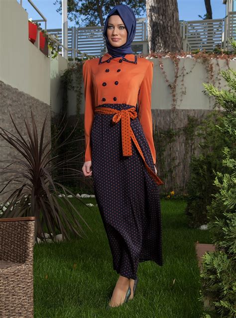trendy hijab fashion 2013 winter dress models for muslim womens