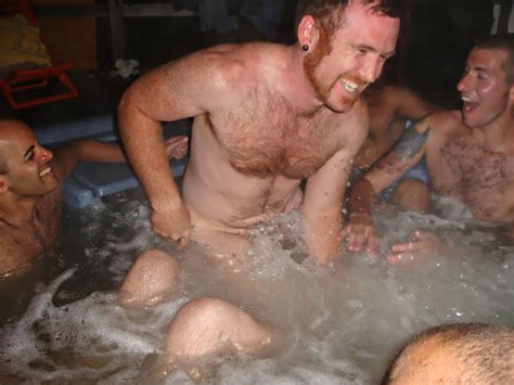 mens naked hot tub porn galleries