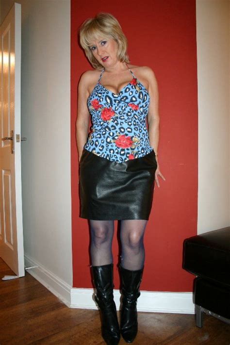 pin on black leather skirts 2