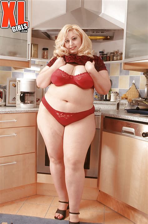 busty blonde ssbbw radka masturbating in kitchen with sex toy
