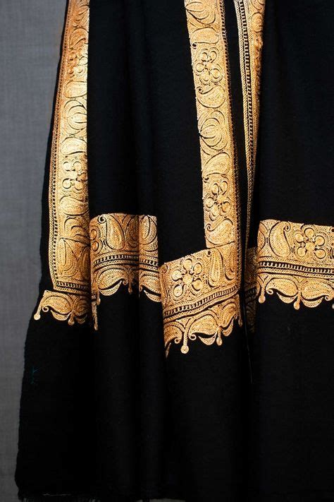 metallic embroidery zari tilla pure pashmina shawl handwoven  hand