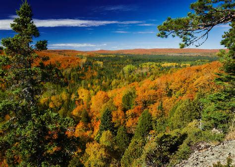 hike  minnesotas sawtooth mountains   breathtaking views  fall colors