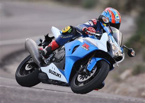 Suzuki Gsx R1000 2009 2011 Review Specs And Prices Mcn