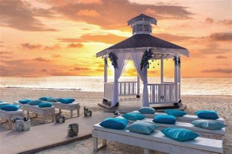 promo    westin grand cayman  mile beach resort spa