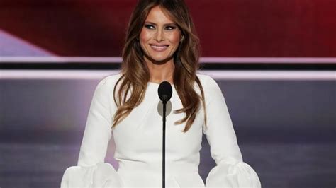 why is melania trump always dressed in white photos