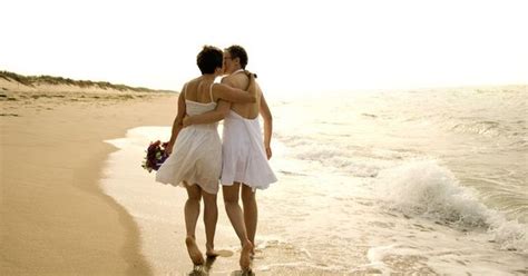 gay and lesbian weddings gay lesbian bi sexual and transgender couples same sex weddings