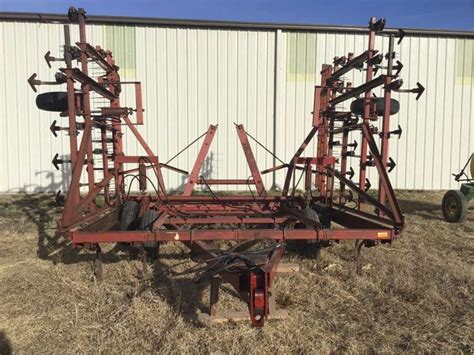 international ft vibra shank field cultivator adam marshall land auction llc