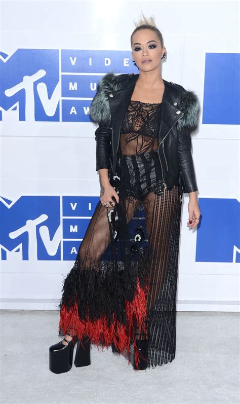 mtv vmas 2017 the most outrageous outfits of all time huffpost uk style