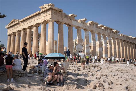 Behörden Reagieren Auf Drückende Hitze In Griechenland Web De