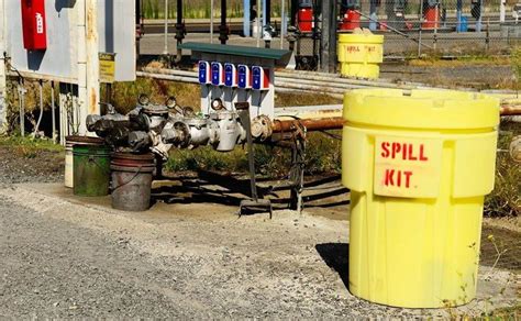 prevention tips  reduce  incidence  chemical spills hsse world