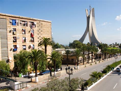 algiers  capital  algeria    important  largest city   country