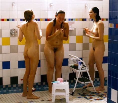 michelle williams and sarah silverman naked and full frontal nudity