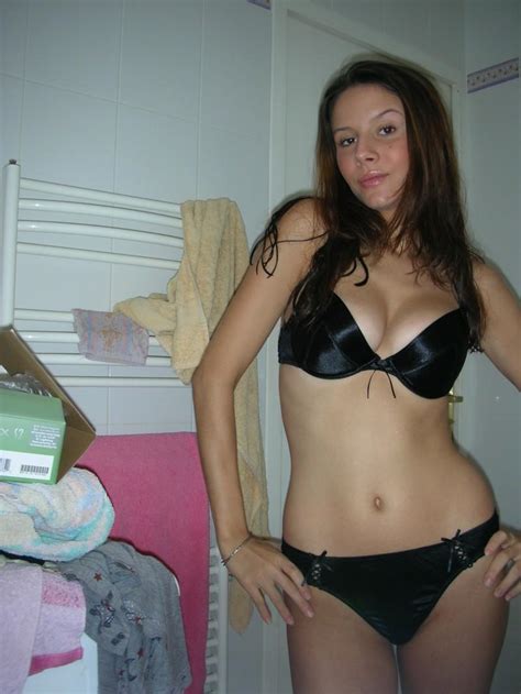 Sexy Amateur Strips Her Black Underwear 14 Pics