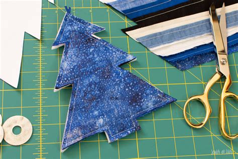 diy christmas ornaments fabric christmas trees sewing pattern scratch  stitch