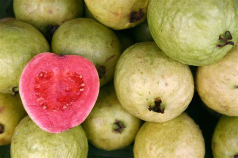 mans kitchen guava