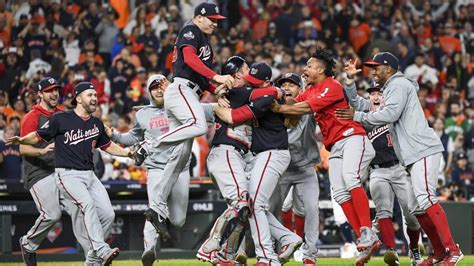 mlb teams  benefit  expanded playoffs