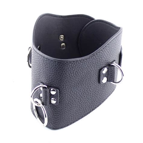 2015 top quality leather padded restraint collars adult slave neck collar bondage gear with o