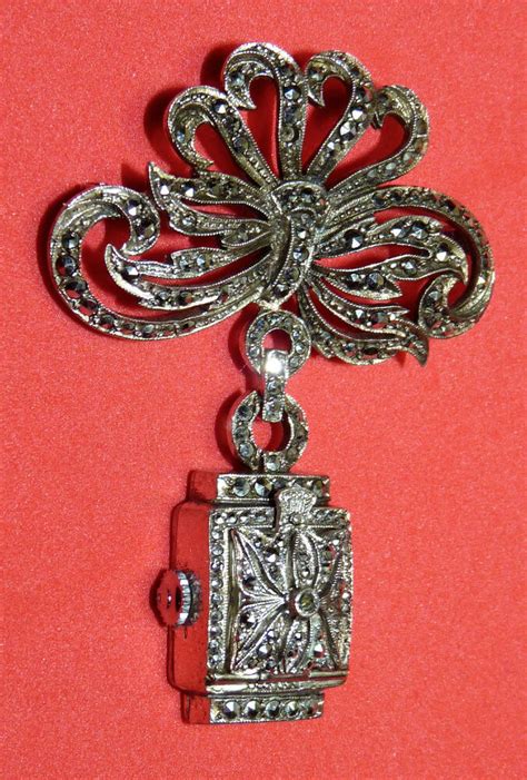 vintage milus woman s luxury art deco brooch pin 17 jewels watch winds and runs ebay
