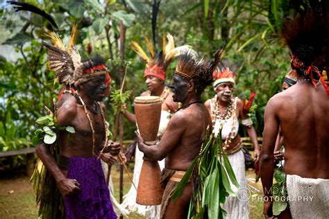 Chimbu People Of Goraka Highlands Papua New Guinea
