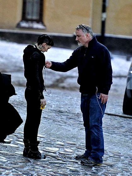 rooney mara and david fincher rehearsing the final scene in the girl with the dragon tattoo