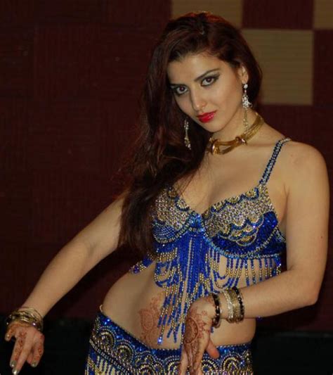Hot Sexy Indian Pakistani Arab Girls Pics Wallpapers