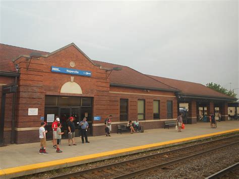 naperville station wikipedia