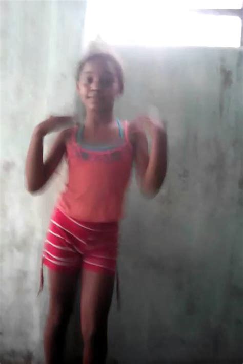 menina dancando muito bem kkk youtube