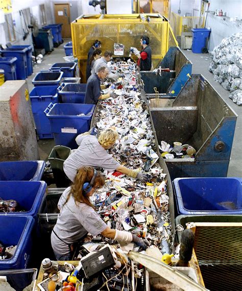 lindustrie du recyclage dependante des exportations le devoir