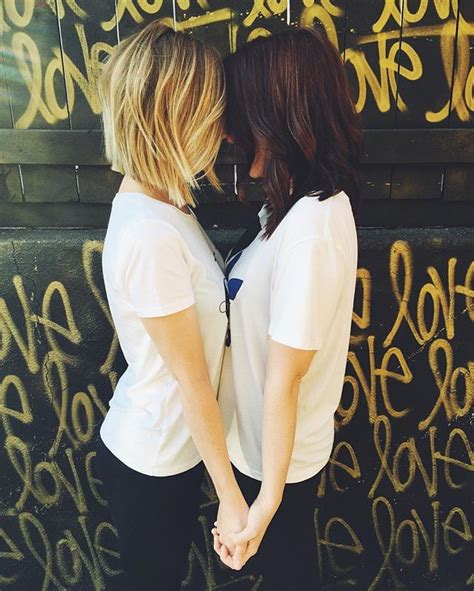 pin by red lion 1990 on 蘿西 rose and rosie cute lesbian couples