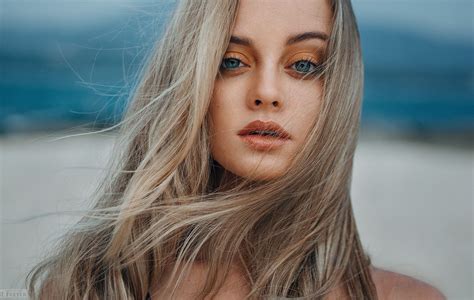 maria zhgenti portrait model beauty