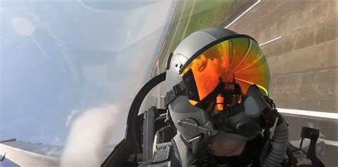 Video Pacaf F 16 Viper Demo From Inside The Cockpit ⋆ Flyhigh News