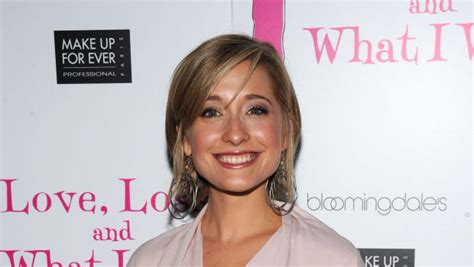smallville actress allison mack arrested for role in nxivm sex cult