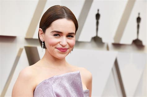 Emilia Clarke Biodata Movies Net Worth Age New Movies