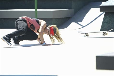 watch this brazilian girl put amateur skaters to shame with her amazing
