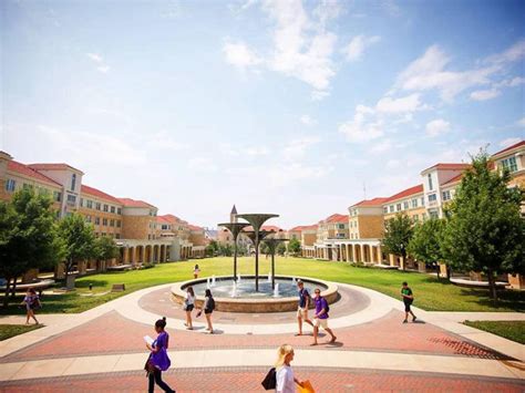 dallas fort worth universities earn top spots  gra duate programs  texas culturemap