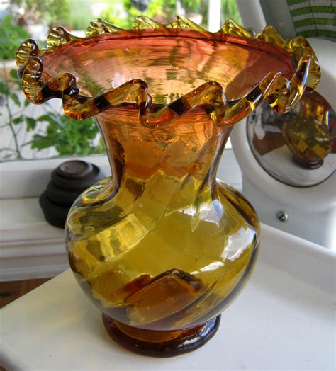 New England Amberina Glass Vase Collectors Weekly