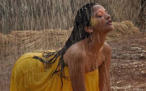 hot pose of indian actress in the rain welcomenri