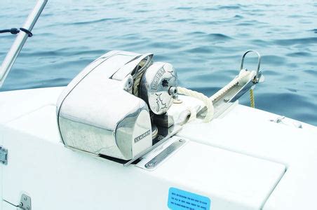lewmar pro fish  horizontal windlass kit  automatic  fall marinepartsdirectcom
