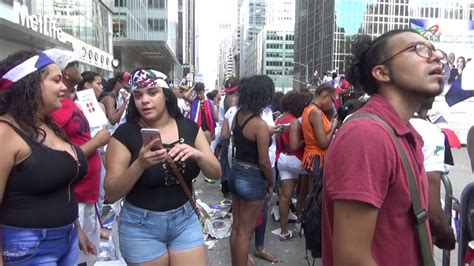 Dominican Day Parade 2016 New York Nyc Hot Girls Dancing Desfile