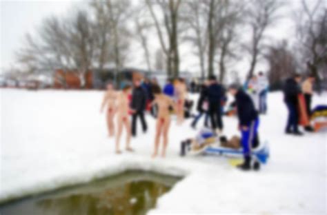 ウクライナのヌーディスト祭り（全裸）に若い女の子が参戦 ポッカキット