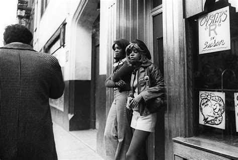 new york city street scene ca 1970 [1024 × 687] historyporn