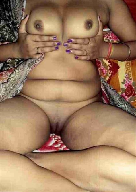 sex images hottie indian sexy moti bhabhi nangi boobs shaved fat chut nude xnxx photo desi