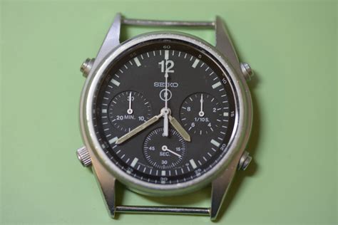 jones watches vintage blog servicing  seiko raf gen  quartz chronograph